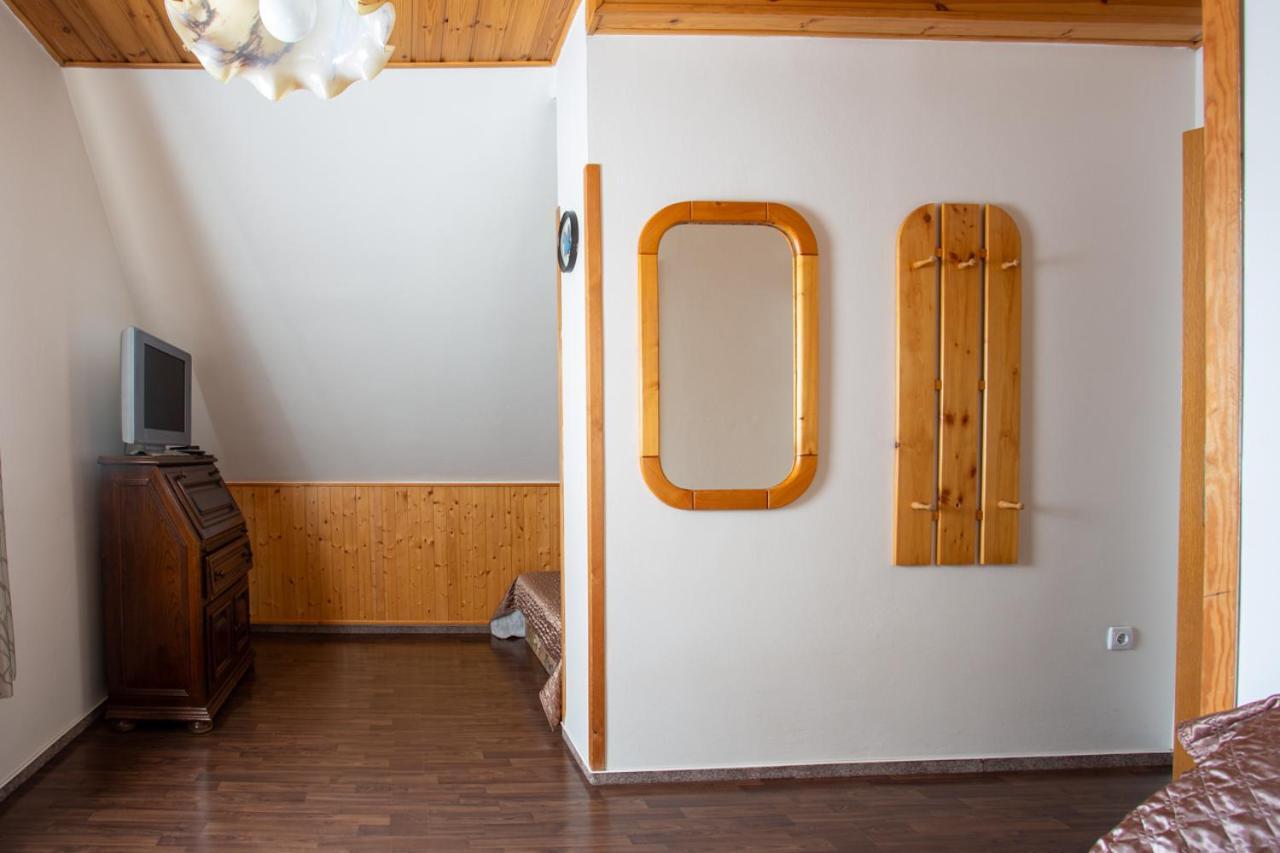 Ferienhaus Hajovna *